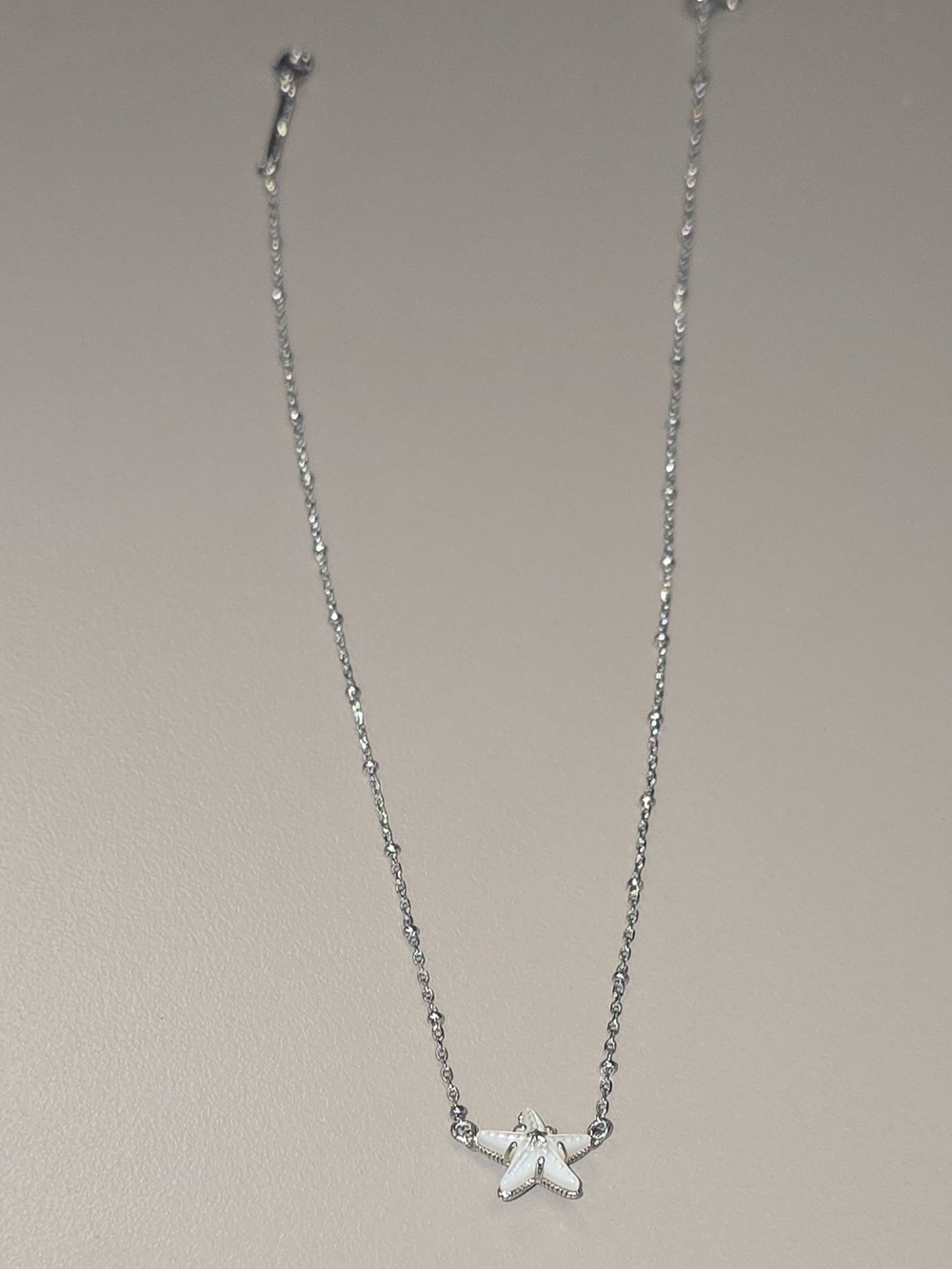 Kendra Scott Parker Starfish Short Pendant Necklace - Silver MOP Signed 19 In. - Picture 7 of 12